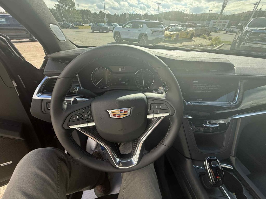 2025 Cadillac XT6 Sport in Edmundston, New Brunswick - 13 - w1024h768px