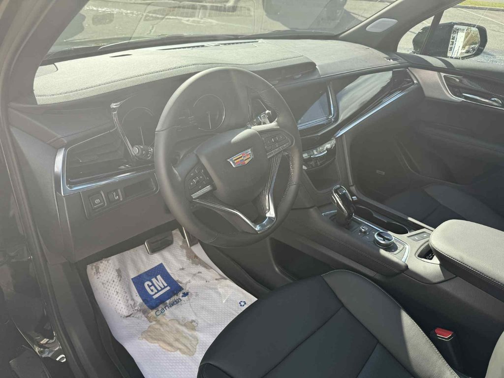2025 Cadillac XT6 Sport in Edmundston, New Brunswick - 8 - w1024h768px