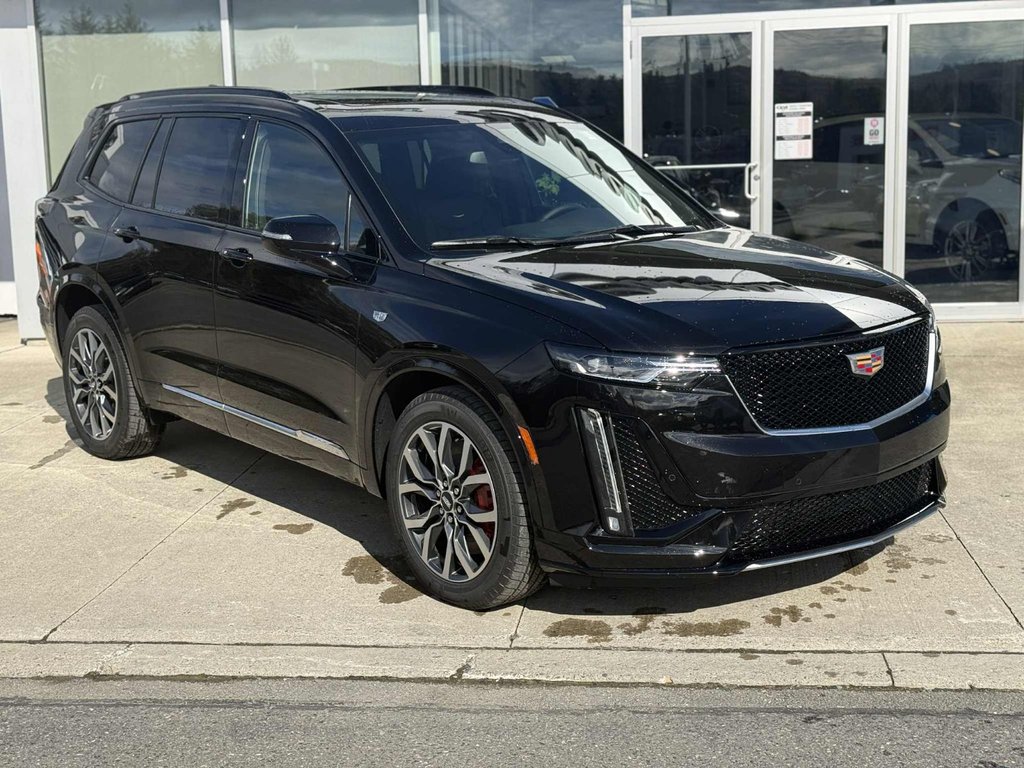 2025 Cadillac XT6 Sport in Edmundston, New Brunswick - 2 - w1024h768px
