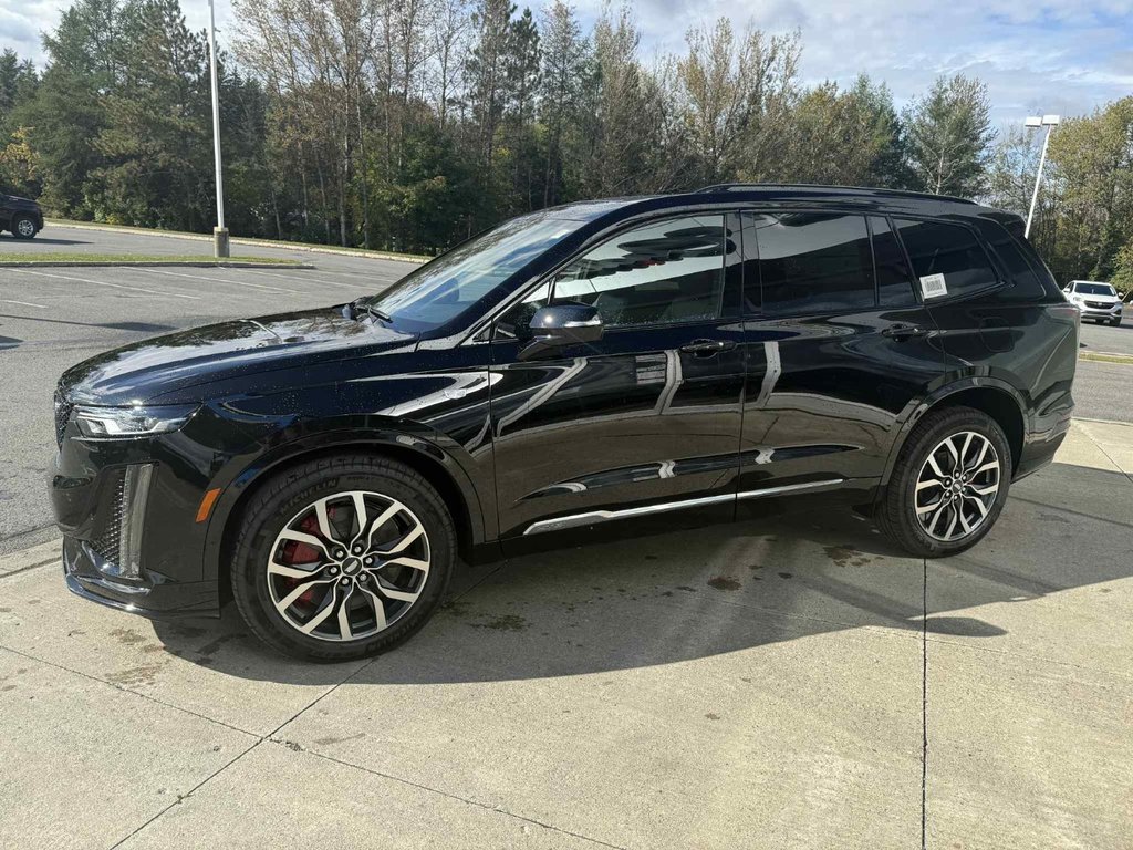 2025 Cadillac XT6 Sport in Edmundston, New Brunswick - 5 - w1024h768px