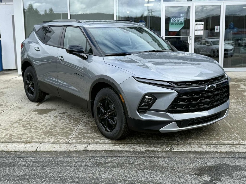 2025 Chevrolet Blazer LT in Edmundston, New Brunswick - 2 - w1024h768px