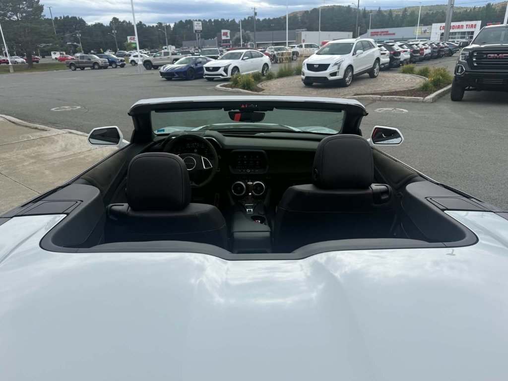 2020 Chevrolet Camaro ZL1 in Edmundston, New Brunswick - 7 - w1024h768px