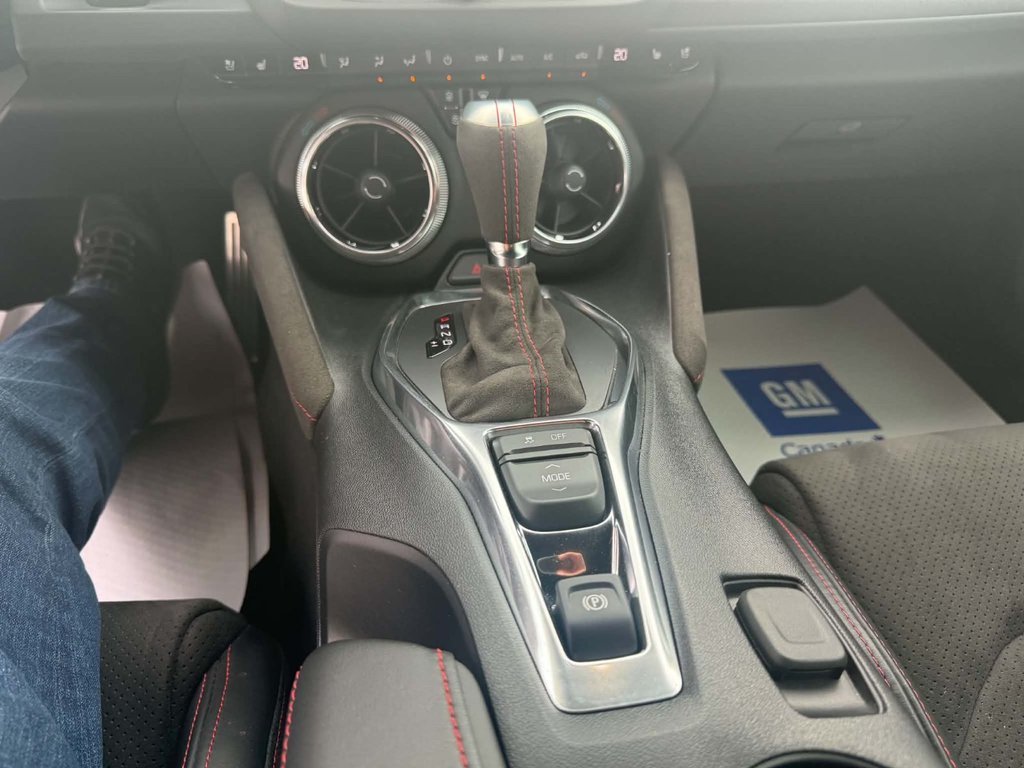 2020 Chevrolet Camaro ZL1 in Edmundston, New Brunswick - 10 - w1024h768px