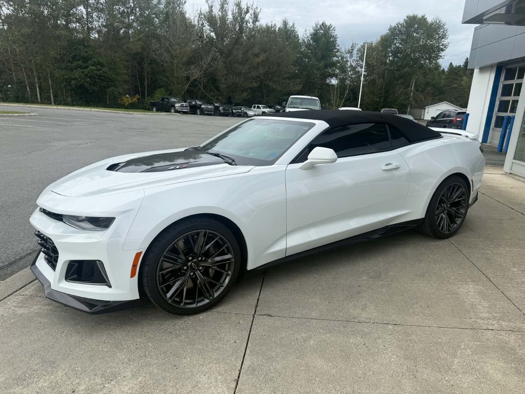 2020 Chevrolet Camaro ZL1 in Edmundston, New Brunswick - 2 - w1024h768px