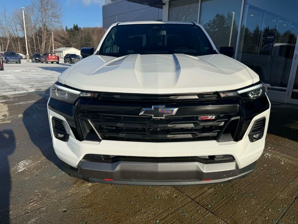 2023 Chevrolet Colorado 4WD Z71 in Edmundston, New Brunswick - 3 - w1024h768px