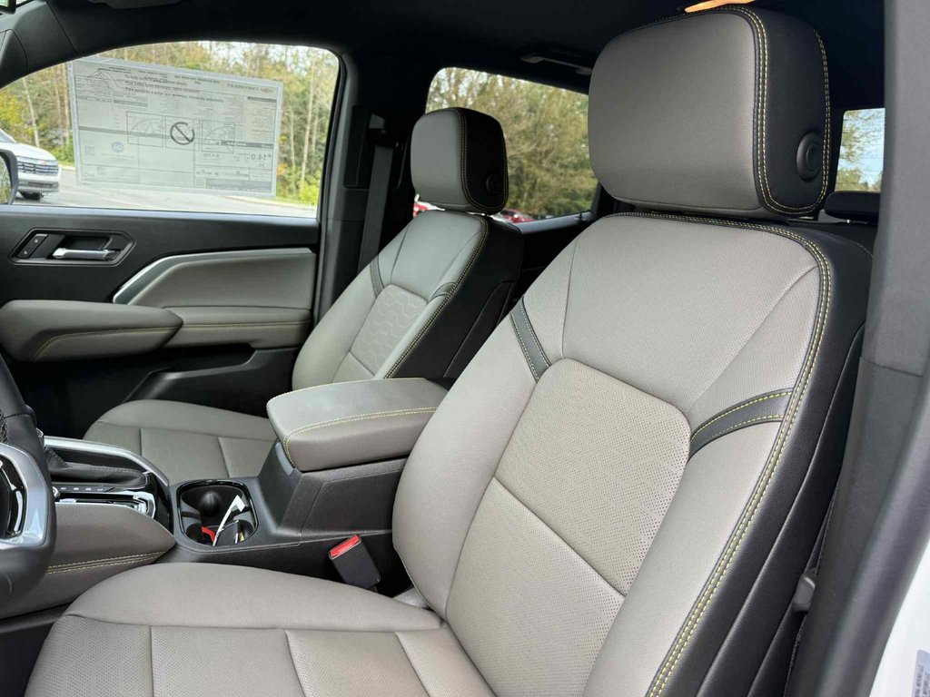 2026 Chevrolet Colorado ZR2 in Edmundston, New Brunswick - 11 - w1024h768px