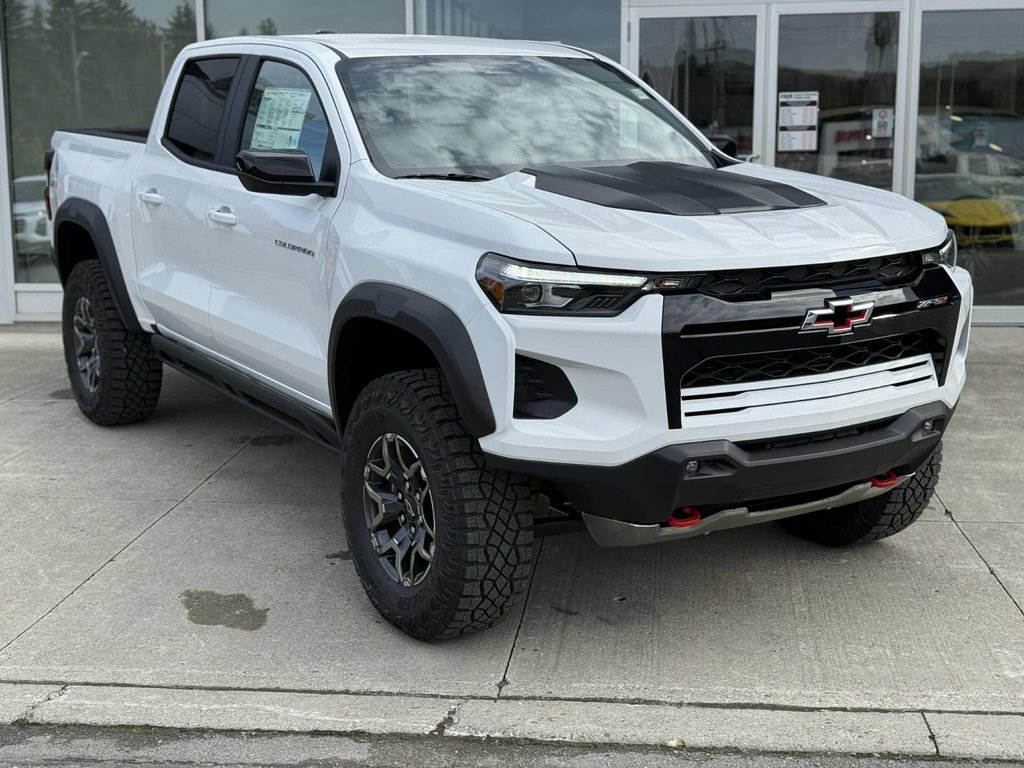 2026 Chevrolet Colorado ZR2 in Edmundston, New Brunswick - 2 - w1024h768px