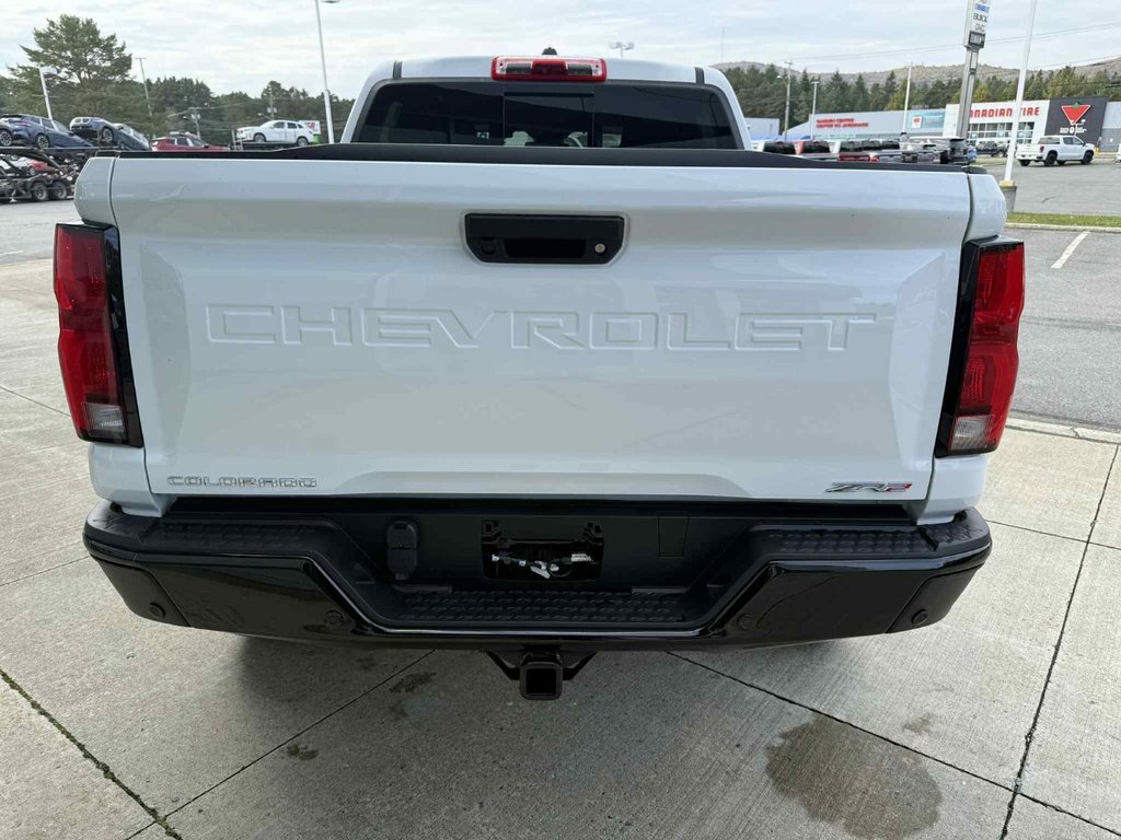 2026 Chevrolet Colorado ZR2 in Edmundston, New Brunswick - 9 - w1024h768px