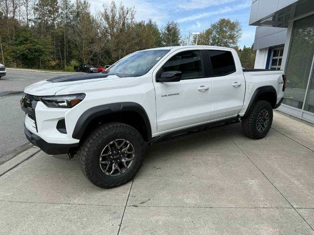 2026 Chevrolet Colorado ZR2 in Edmundston, New Brunswick - 6 - w1024h768px