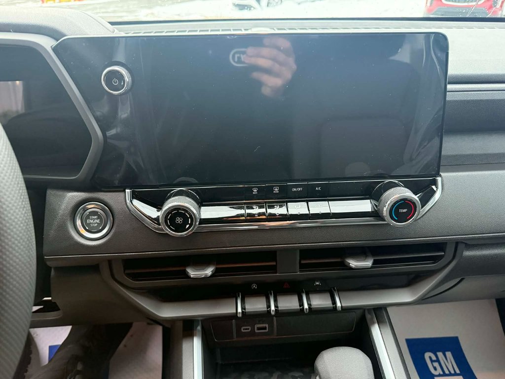 2026 Chevrolet Colorado WT in Edmundston, New Brunswick - 11 - w1024h768px