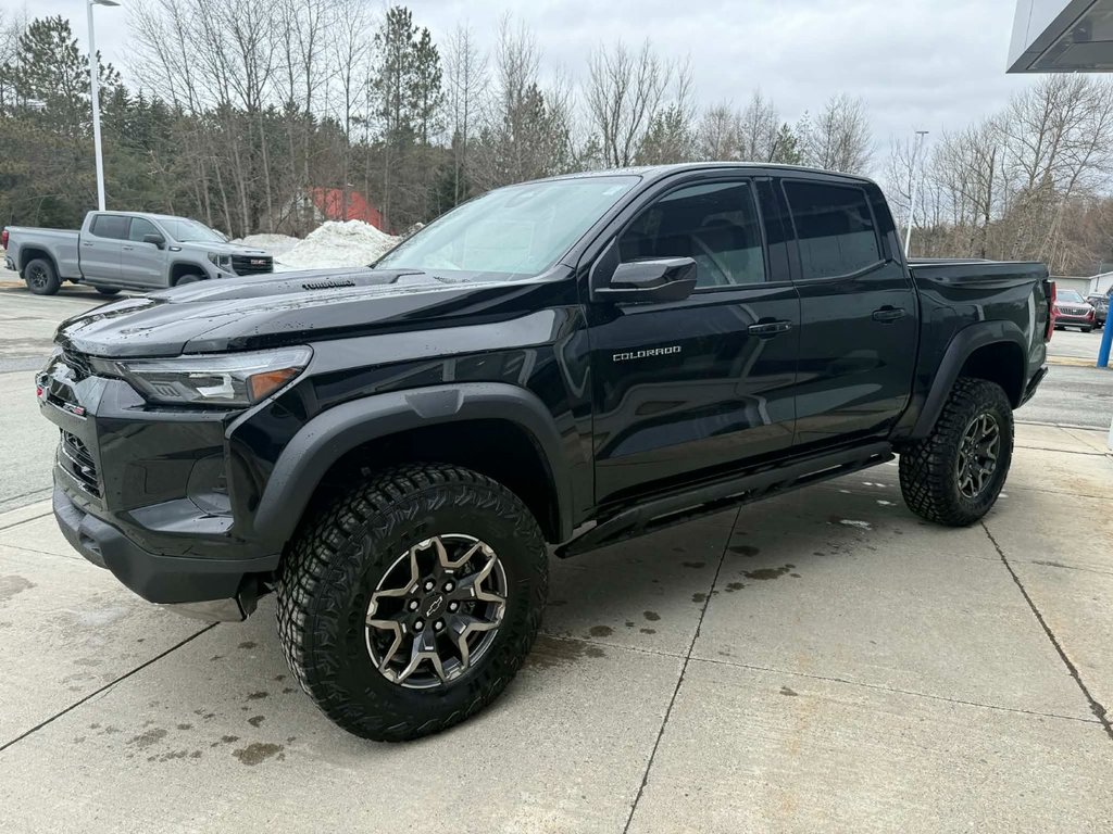 2026 Chevrolet Colorado ZR2 in Edmundston, New Brunswick - 3 - w1024h768px