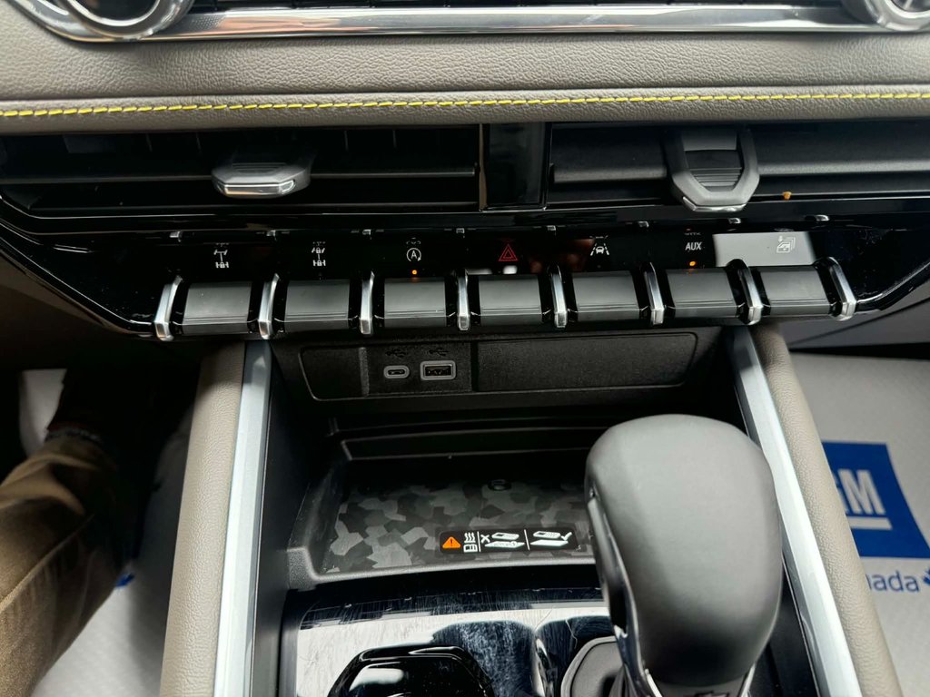 2026 Chevrolet Colorado ZR2 in Edmundston, New Brunswick - 25 - w1024h768px