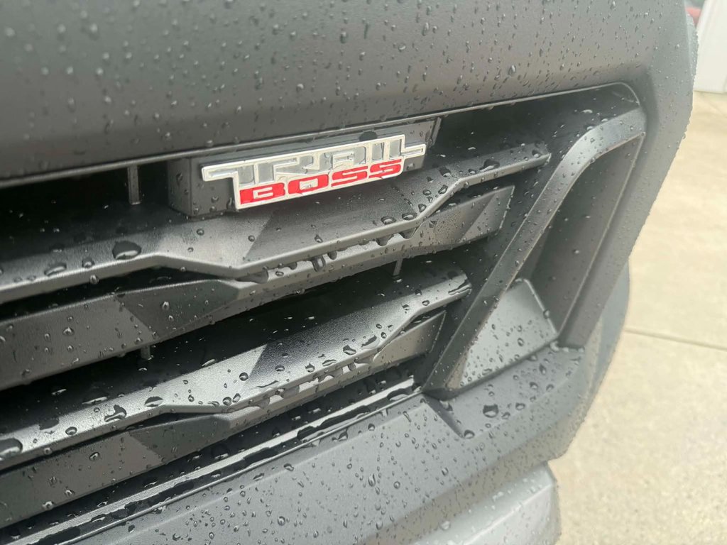 2026 Chevrolet Colorado Trail Boss in Edmundston, New Brunswick - 12 - w1024h768px