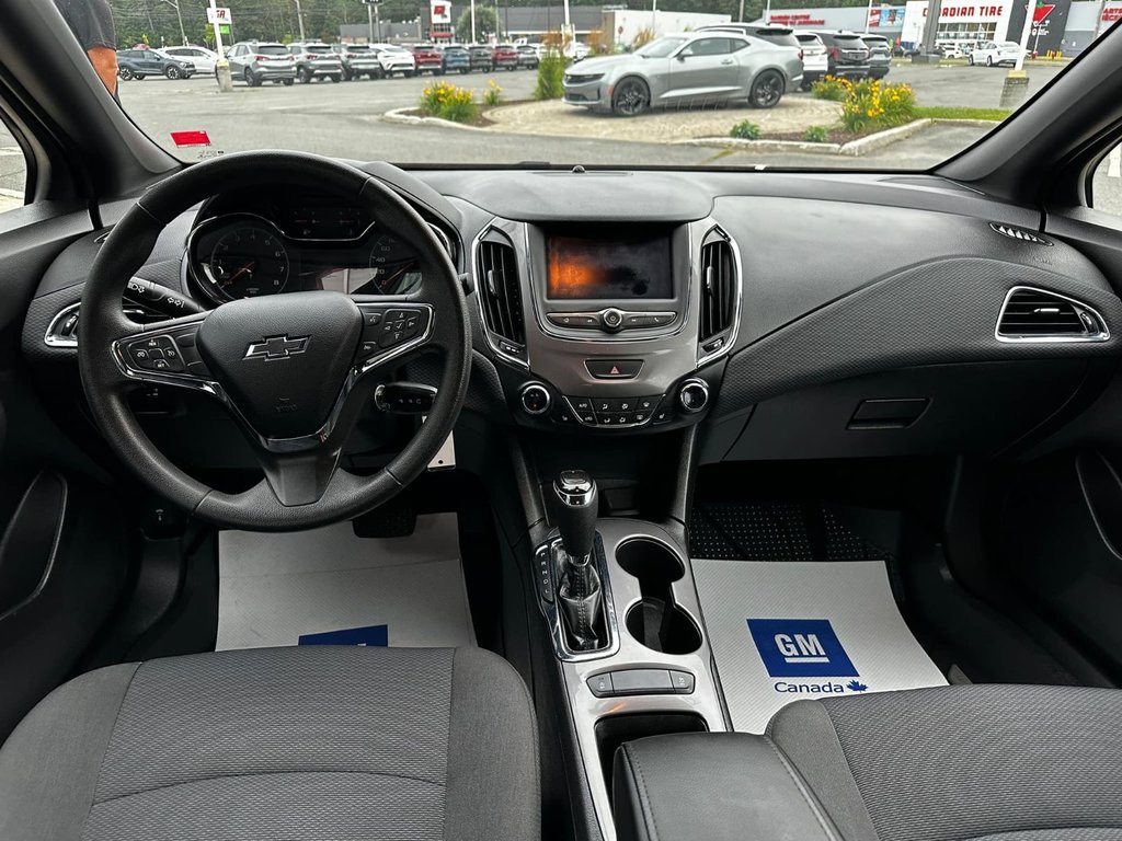 2019  Cruze LT in Edmundston, New Brunswick - 9 - w1024h768px