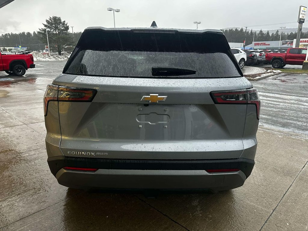 2025  Equinox LT in Edmundston, New Brunswick - 5 - w1024h768px