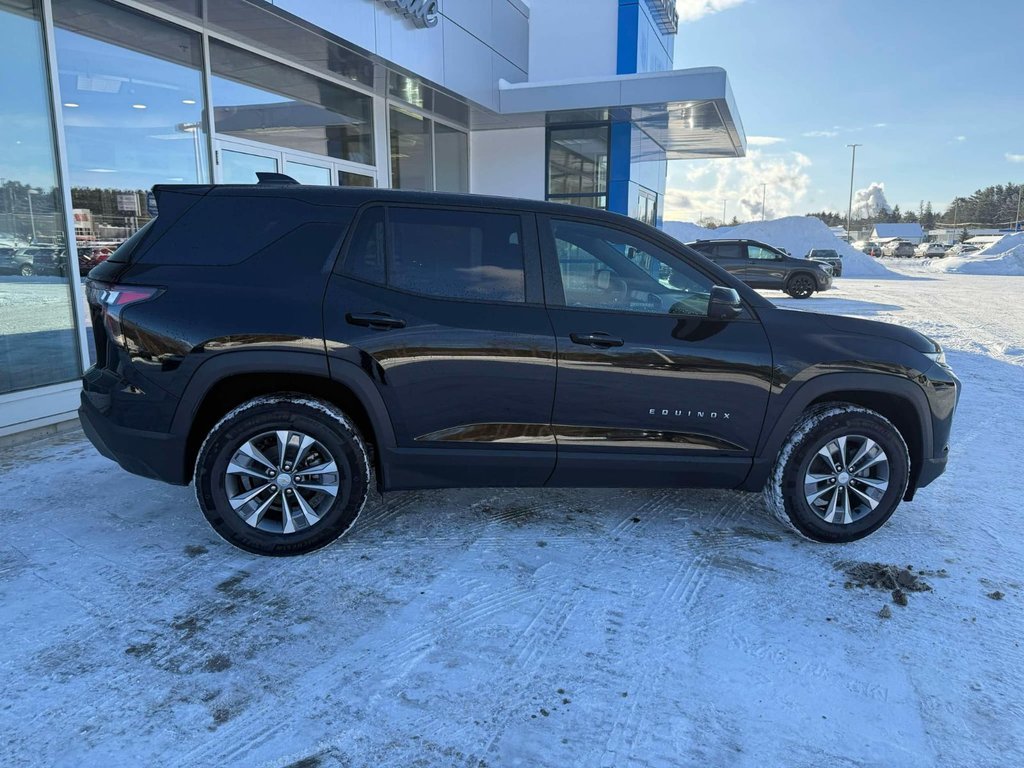 2025 Chevrolet Equinox LT in Edmundston, New Brunswick - 3 - w1024h768px