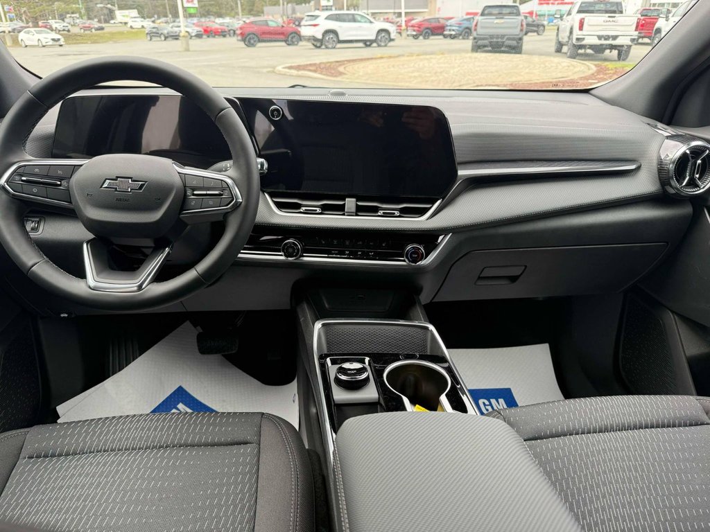 2026 Chevrolet Equinox LT in Edmundston, New Brunswick - 15 - w1024h768px