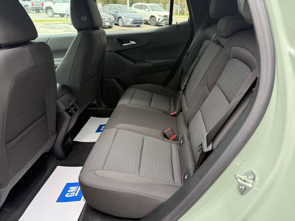 2026 Chevrolet Equinox LT in Edmundston, New Brunswick - 10 - w1024h768px