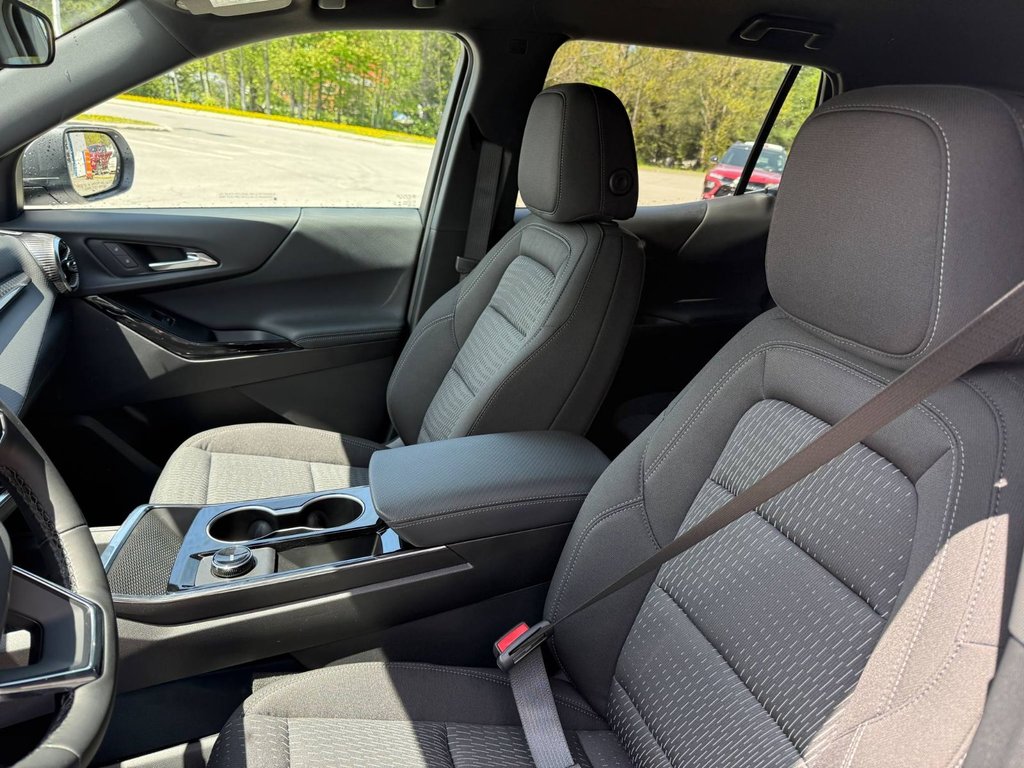 2026 Chevrolet Equinox LT in Edmundston, New Brunswick - 13 - w1024h768px