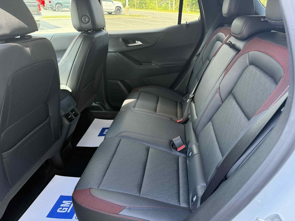 Chevrolet Equinox RS 2026 à Edmundston, Nouveau-Brunswick - 11 - w1024h768px