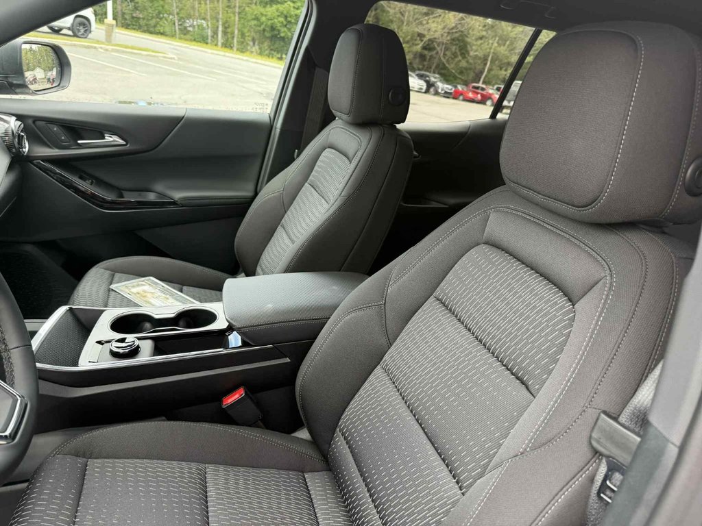 2026 Chevrolet Equinox LT in Edmundston, New Brunswick - 13 - w1024h768px