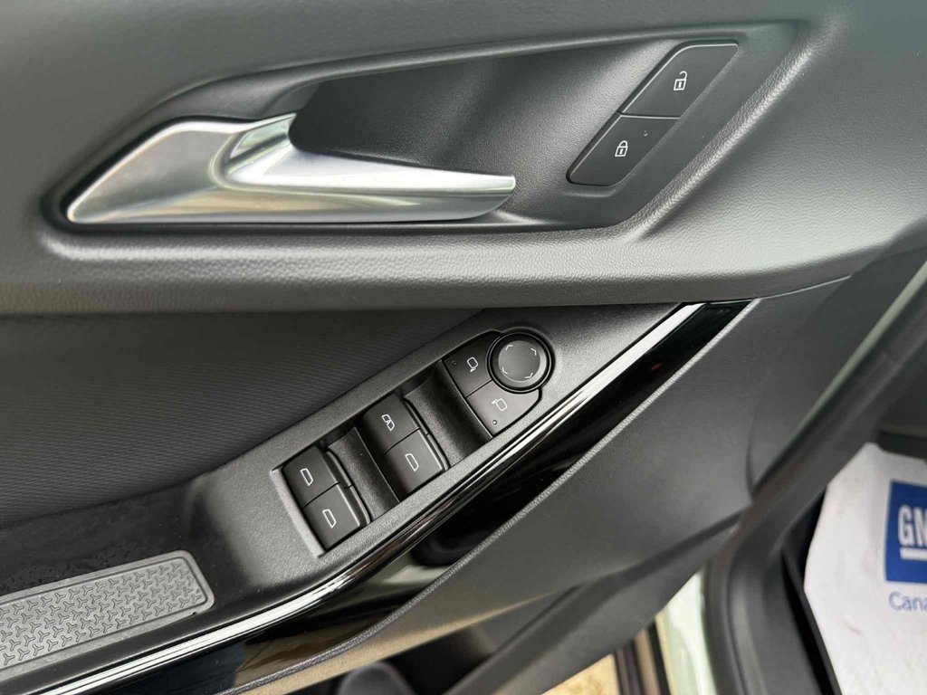 2026 Chevrolet Equinox LT in Edmundston, New Brunswick - 17 - w1024h768px