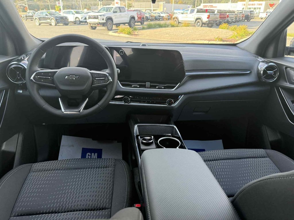 2026 Chevrolet Equinox LT in Edmundston, New Brunswick - 9 - w1024h768px