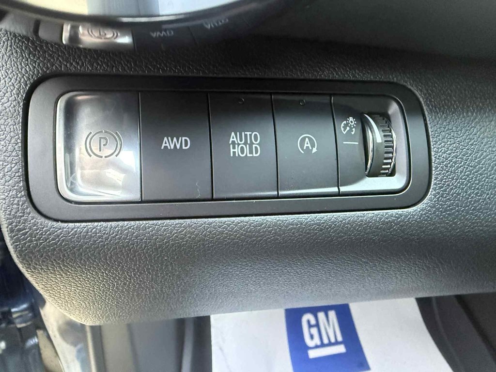 2026 Chevrolet Equinox LT in Edmundston, New Brunswick - 10 - w1024h768px
