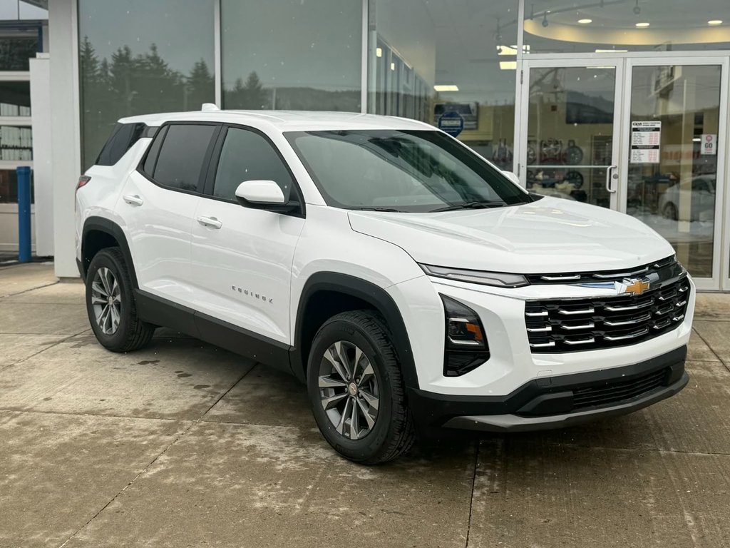 2026 Chevrolet Equinox LT in Edmundston, New Brunswick - 2 - w1024h768px