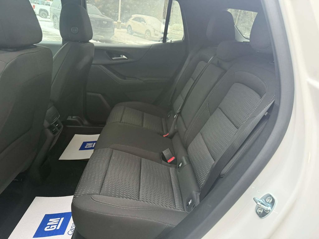 2026 Chevrolet Equinox LT in Edmundston, New Brunswick - 10 - w1024h768px