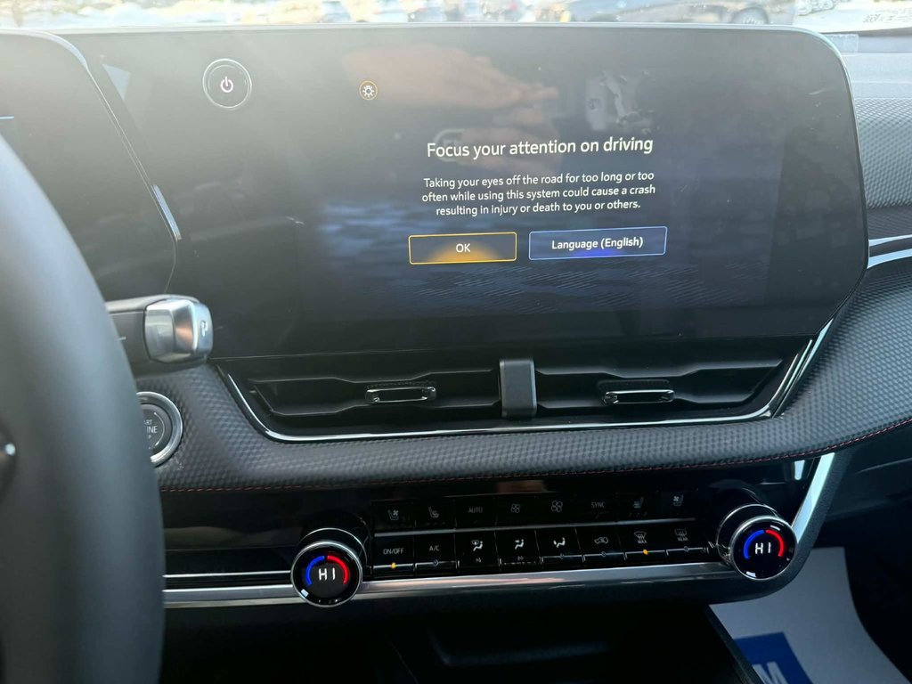 2026 Chevrolet Equinox RS in Edmundston, New Brunswick - 11 - w1024h768px