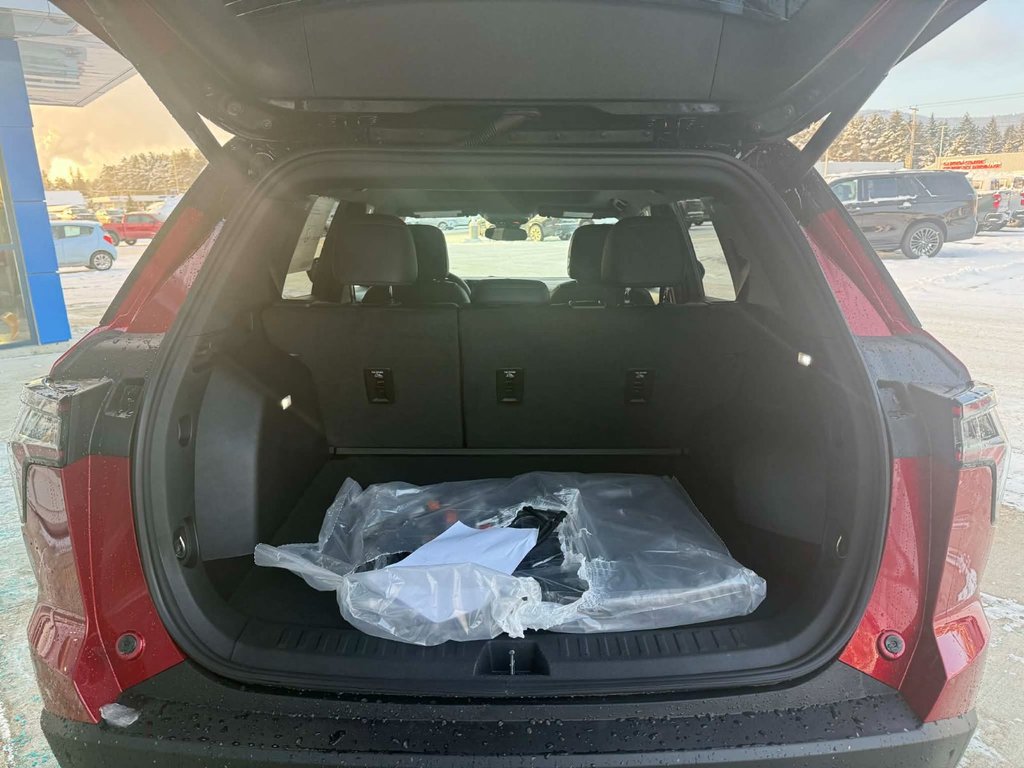 2026 Chevrolet Equinox RS in Edmundston, New Brunswick - 6 - w1024h768px