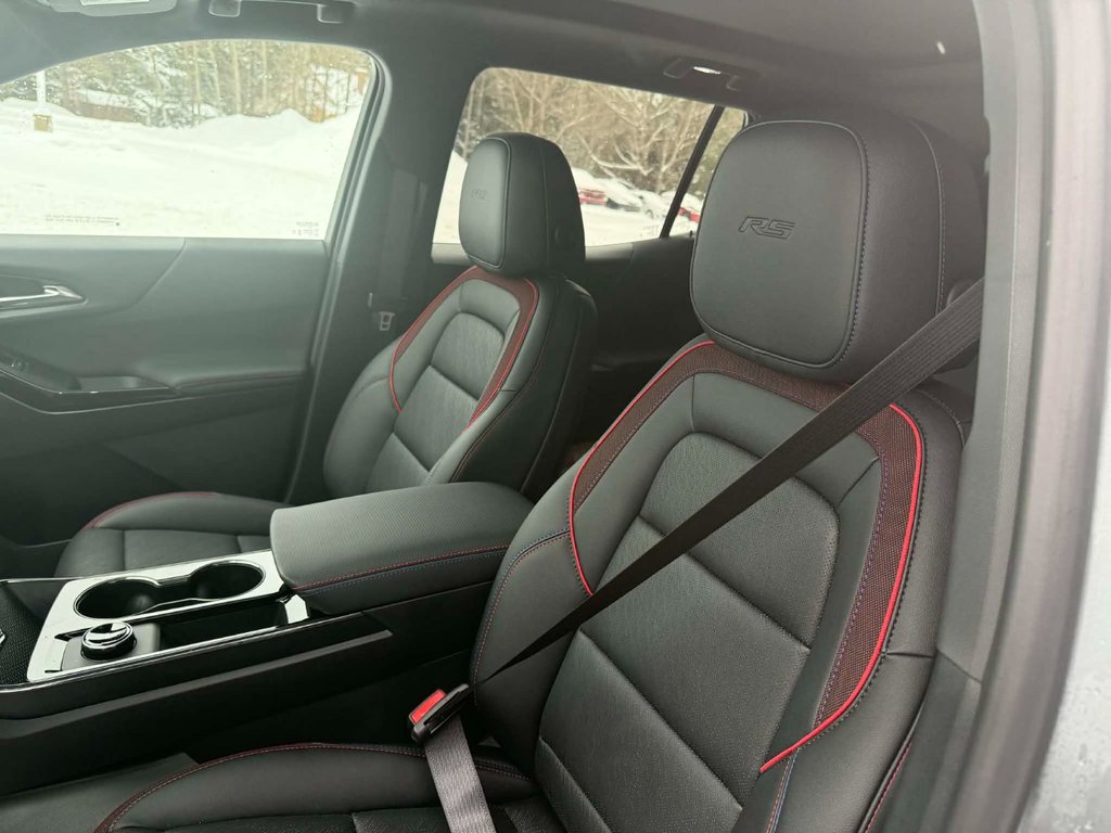 2026 Chevrolet Equinox RS in Edmundston, New Brunswick - 9 - w1024h768px