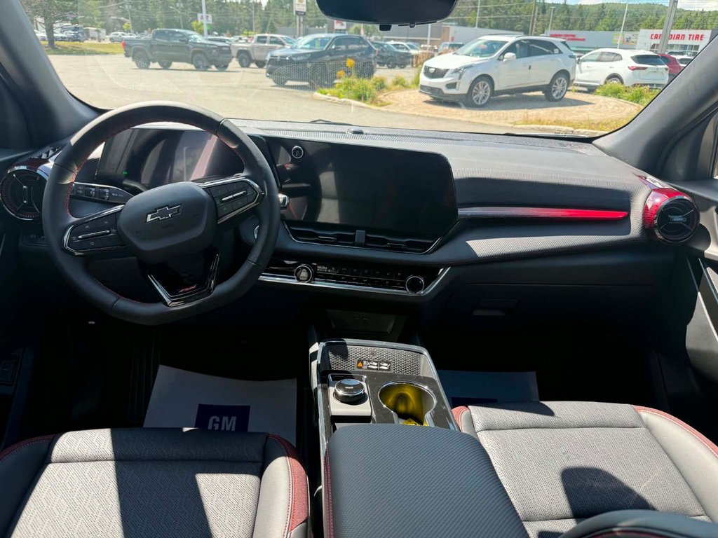 2027 Chevrolet Equinox RS in Edmundston, New Brunswick - 14 - w1024h768px