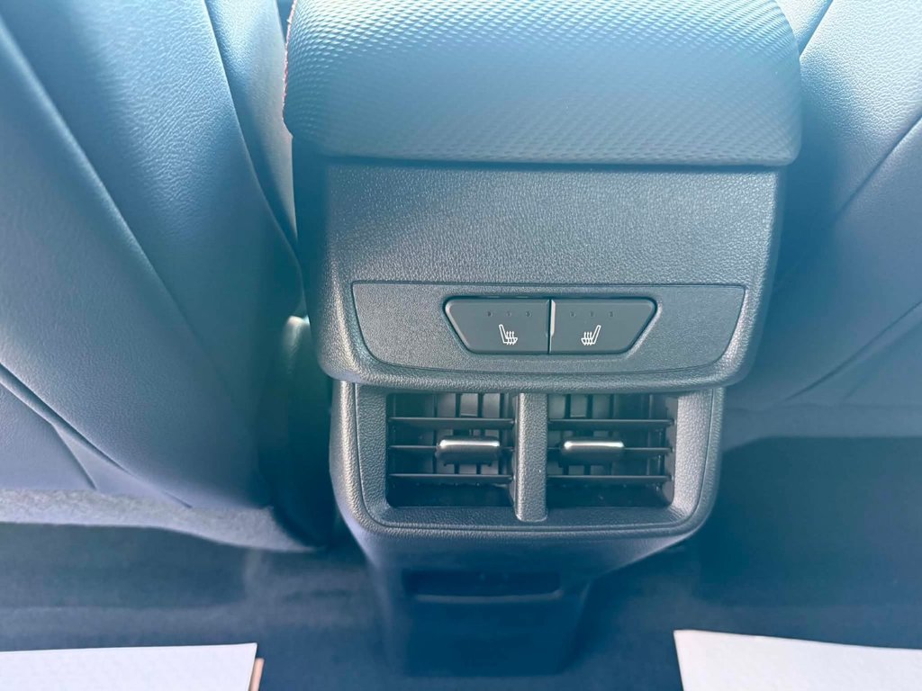 2027 Chevrolet Equinox RS in Edmundston, New Brunswick - 9 - w1024h768px