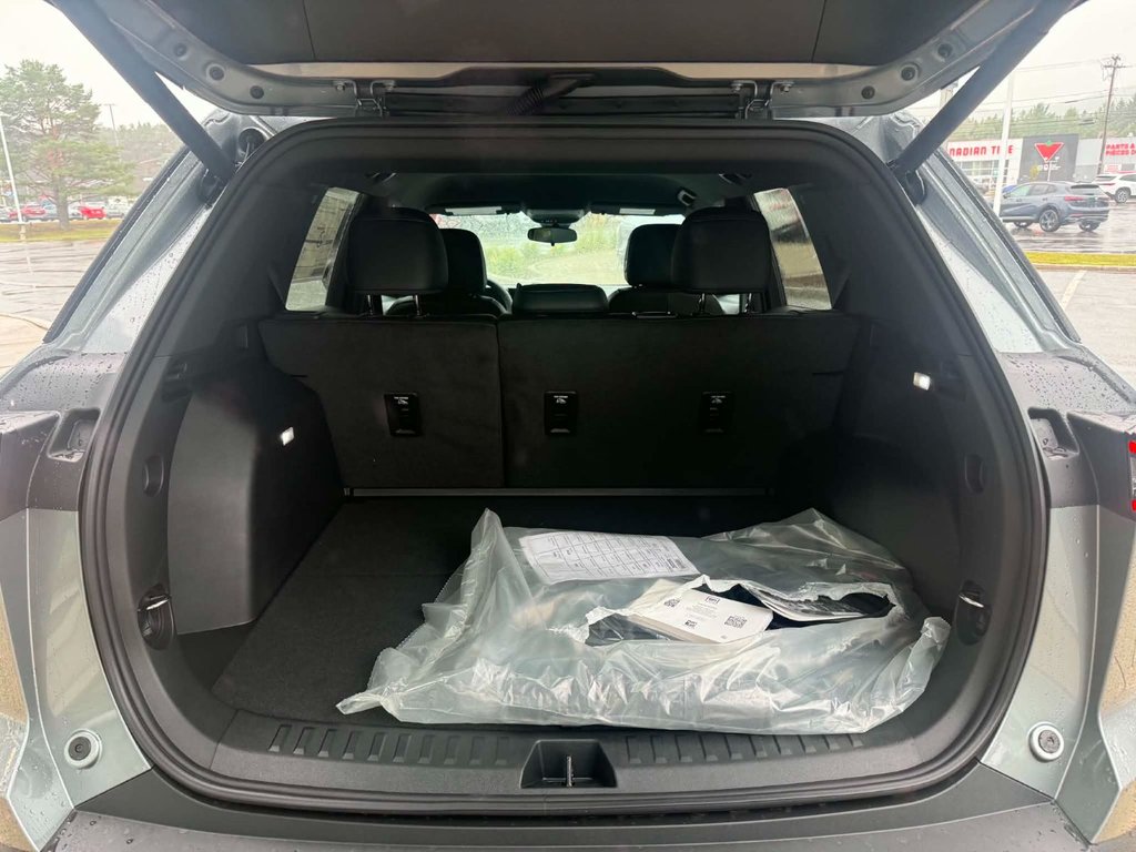 Chevrolet Equinox LT 2027 à Edmundston, Nouveau-Brunswick - 7 - w1024h768px