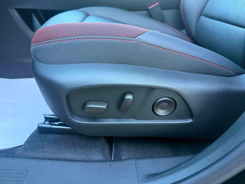 2027 Chevrolet Equinox RS in Edmundston, New Brunswick - 13 - w1024h768px