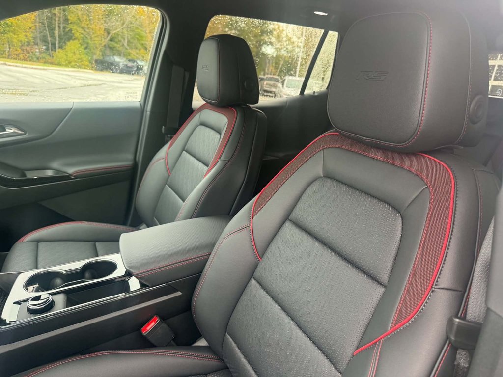 2027 Chevrolet Equinox RS in Edmundston, New Brunswick - 12 - w1024h768px