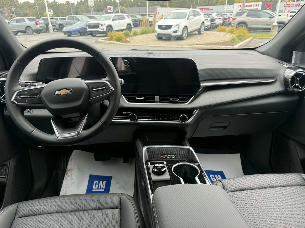 Chevrolet Equinox LT 2027 à Edmundston, Nouveau-Brunswick - 8 - w1024h768px