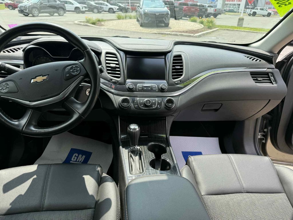 Chevrolet Impala LT 2017 à Edmundston, Nouveau-Brunswick - 8 - w1024h768px