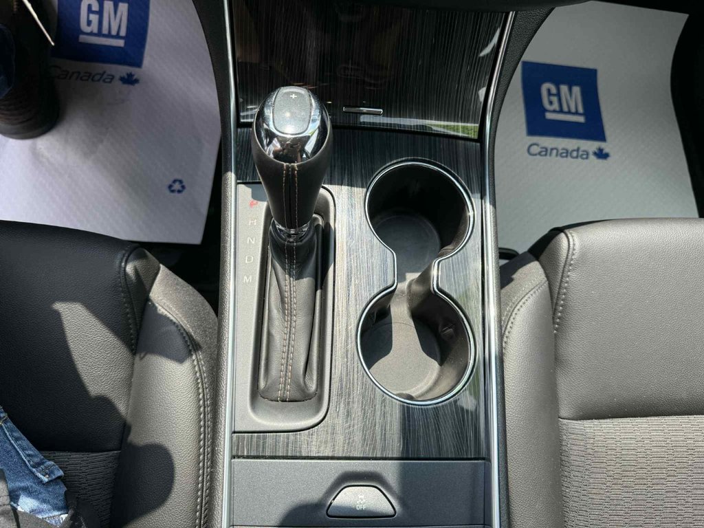 Chevrolet Impala LT 2017 à Edmundston, Nouveau-Brunswick - 14 - w1024h768px
