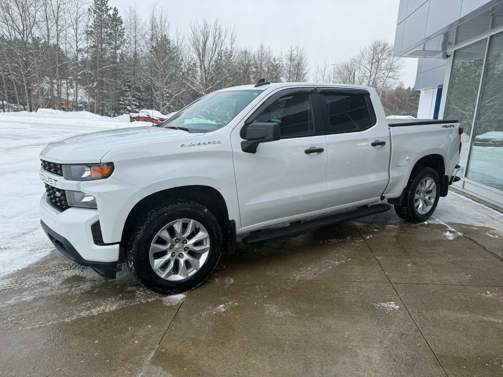 Chevrolet Silverado 1500 Custom 2021 à Edmundston, Nouveau-Brunswick - 4 - w1024h768px