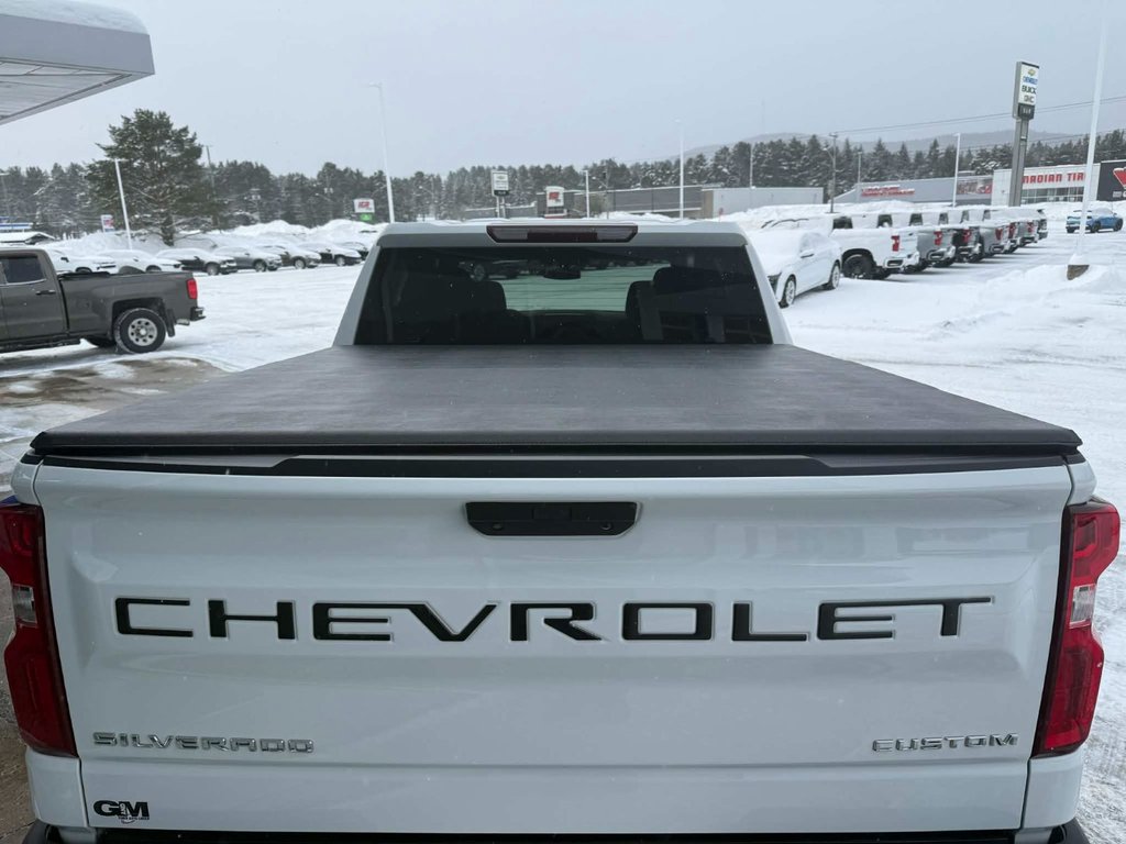 Chevrolet Silverado 1500 Custom 2021 à Edmundston, Nouveau-Brunswick - 7 - w1024h768px