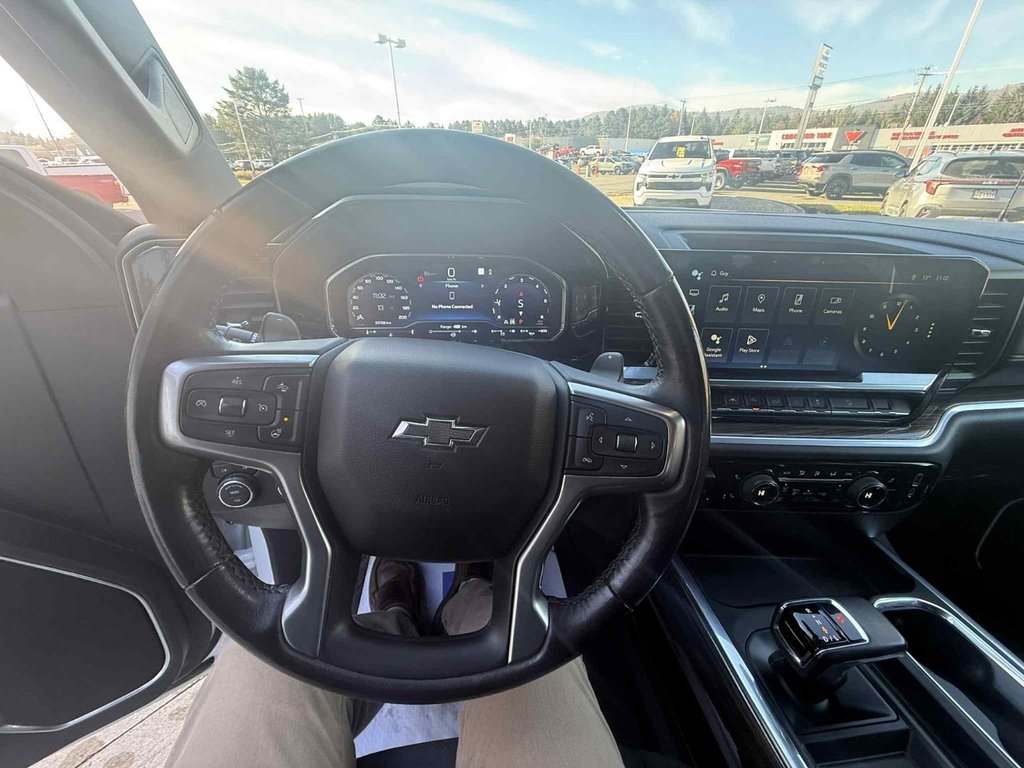 2022 Chevrolet Silverado 1500 RST in Edmundston, New Brunswick - 19 - w1024h768px