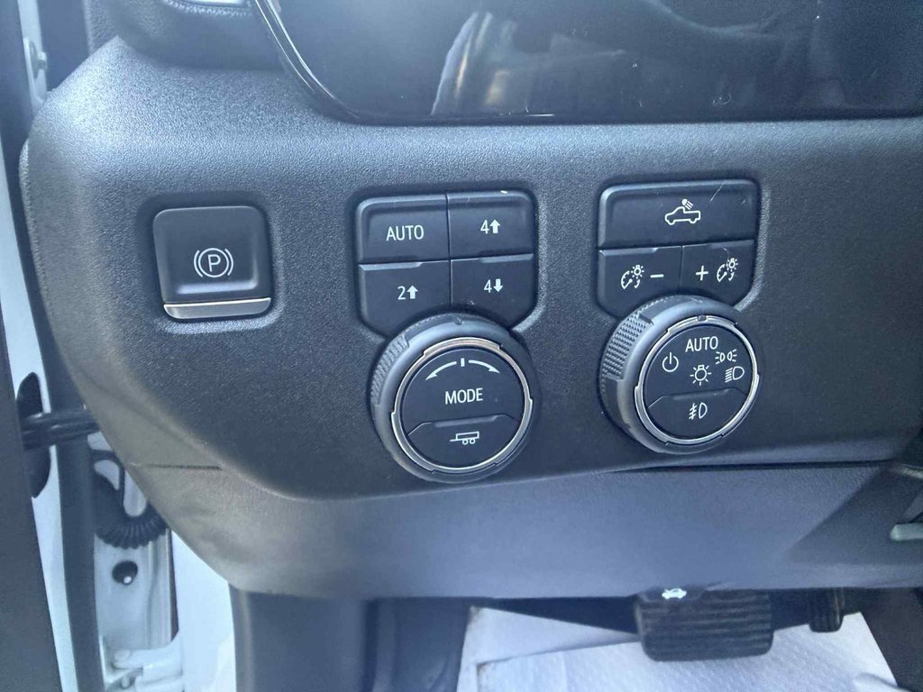 2022 Chevrolet Silverado 1500 RST in Edmundston, New Brunswick - 20 - w1024h768px