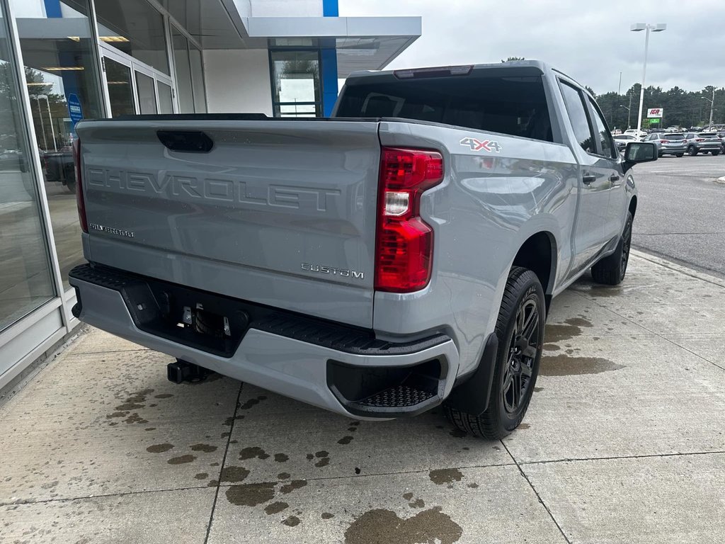 2024  Silverado 1500 Custom in Edmundston, New Brunswick - 4 - w1024h768px