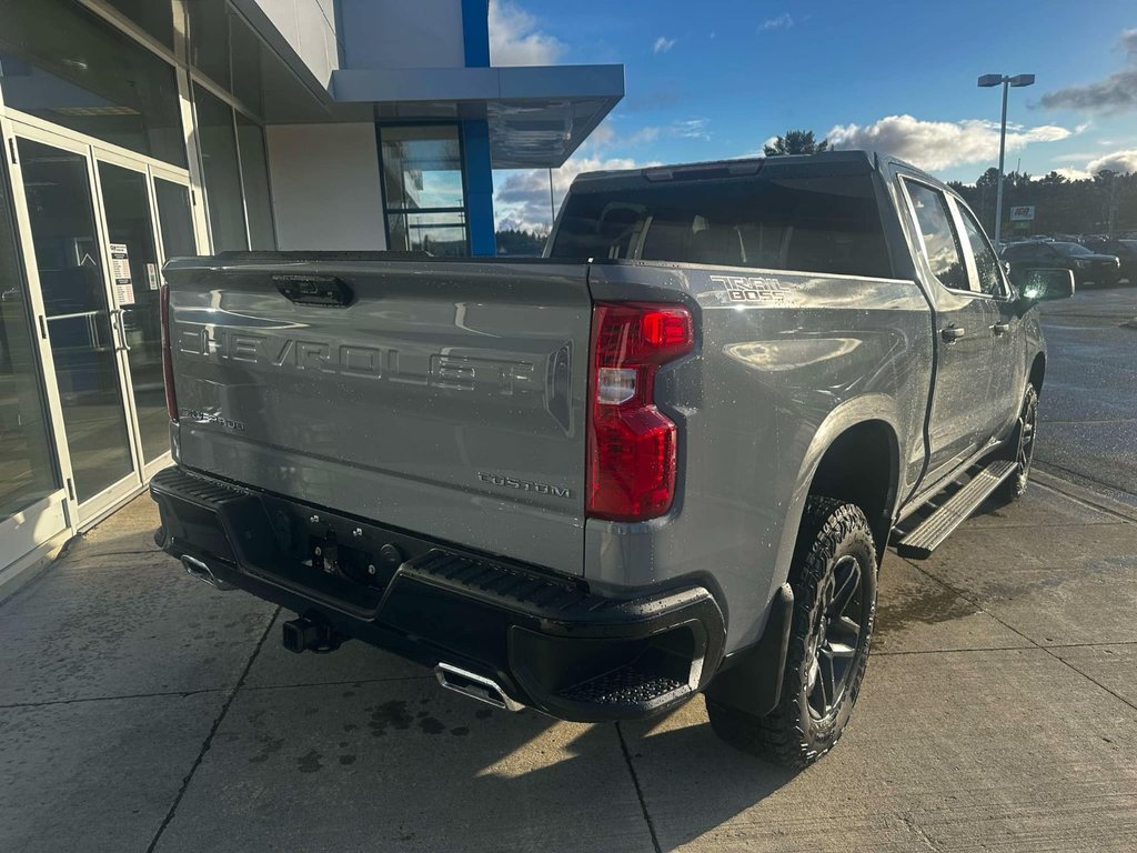 2025  Silverado 1500 Custom Trail Boss in Edmundston, New Brunswick - 4 - w1024h768px