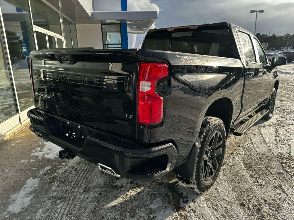 2025 Chevrolet Silverado 1500 LT Trail Boss in Edmundston, New Brunswick - 4 - w1024h768px