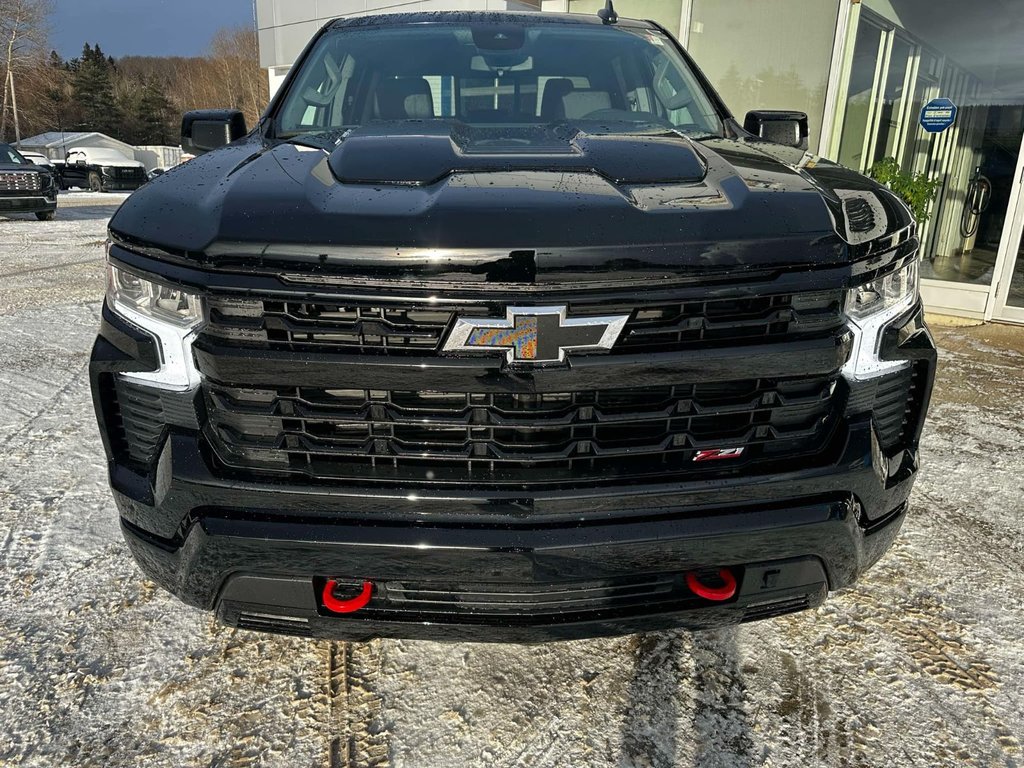 2025 Chevrolet Silverado 1500 LT Trail Boss in Edmundston, New Brunswick - 2 - w1024h768px