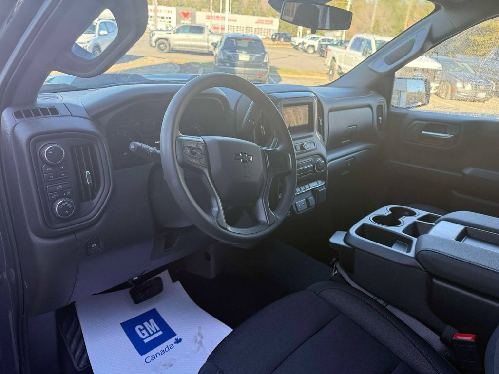 2025 Chevrolet Silverado 1500 Custom Trail Boss in Edmundston, New Brunswick - 13 - w1024h768px
